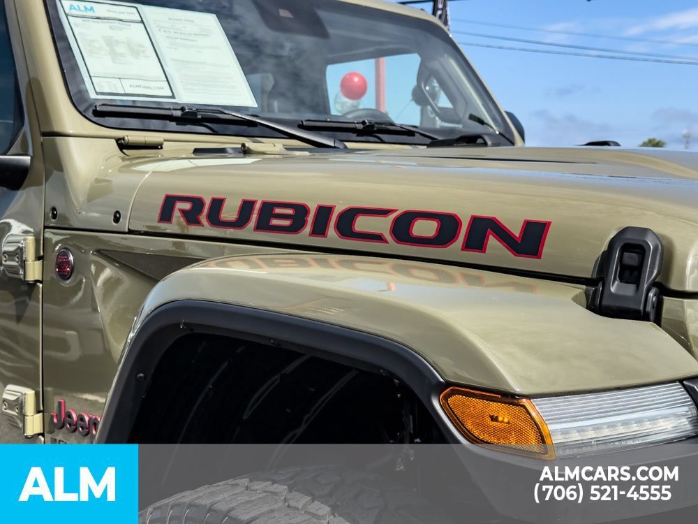Used 2025 Jeep Gladiator Rubicon AWD/4WD image 10