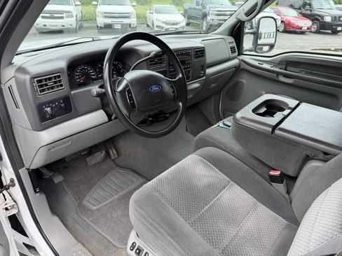 Used 2002 Ford F350 XLT AWD/4WD image 16
