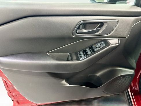 Certified 2025 Nissan Rogue S image 16