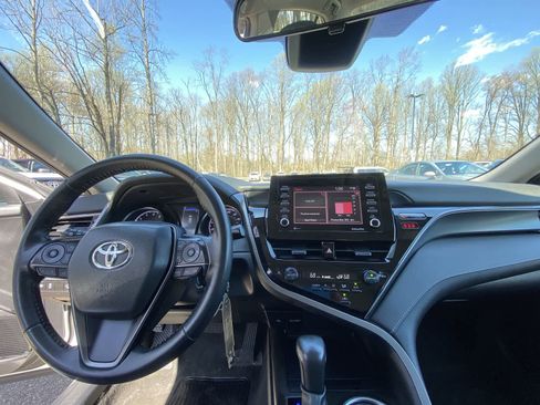 Used 2024 Toyota Camry SE image 22