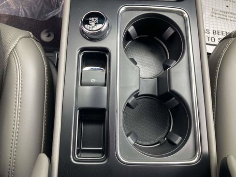 New 2026 Lincoln Corsair Premiere image 28