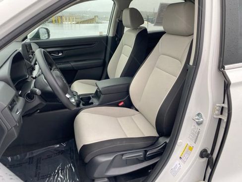 Certified 2025 Honda CR-V LX image 17