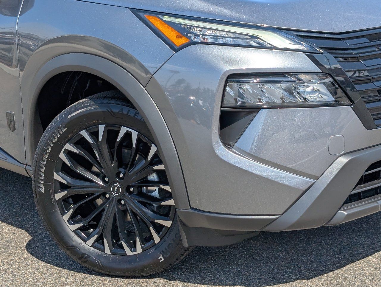 Used 2026 Nissan Rogue Dark Armor FWD image 10