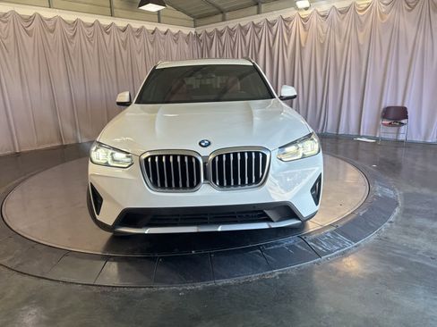 Used 2022 BMW X3 sDrive30i w/ Premium Package 2 (ZPA) RWD image 2
