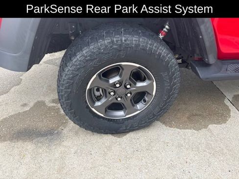 Used 2020 Jeep Gladiator Rubicon AWD/4WD image 10