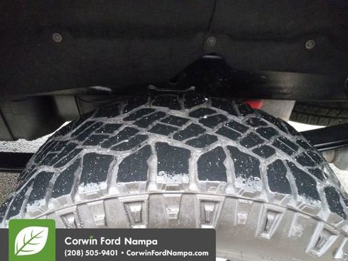 Used 2023 GMC Sierra 1500 AT4 image 30