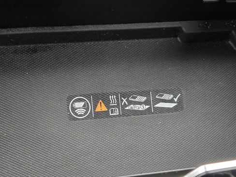 Certified 2025 GMC Yukon Denali image 22