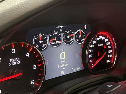 Used 2015 GMC Yukon Denali image 9