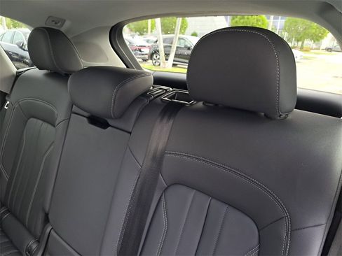 Certified 2023 Audi Q5 2.0T Premium Plus w/ Premium Plus Package image 28