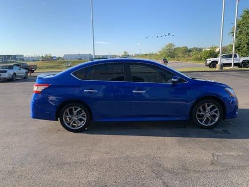 Used 2015 Nissan Sentra SR w/ SR Premium Package image 2