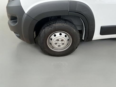 Used 2023 RAM ProMaster 2500 w/ Safety Group FWD image 25