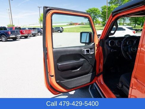 Used 2018 Jeep Wrangler Unlimited Sport S image 11