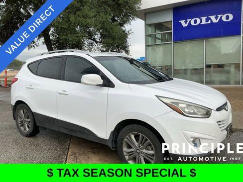 Used 2015 Hyundai Tucson SE image 1