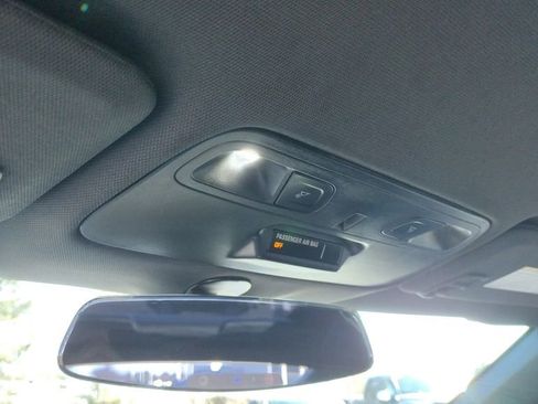 Used 2017 Chevrolet Camaro LT image 18