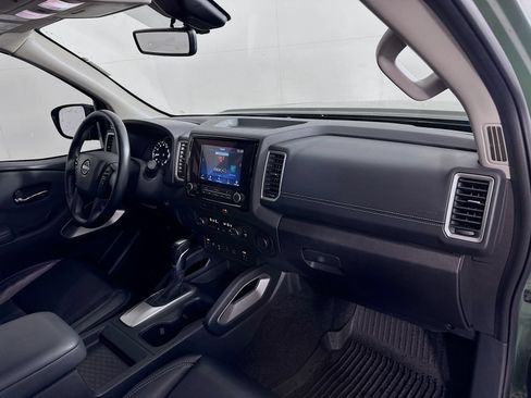 Used 2024 Nissan Frontier SL w/ Technology Package RWD image 29