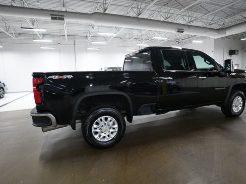 Certified 2024 Chevrolet Silverado 2500 LTZ image 34