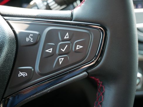 Used 2024 Chevrolet Equinox RS AWD/4WD image 27