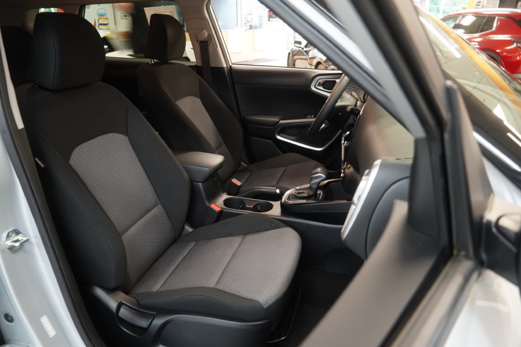 Used 2021 Kia Soul LX FWD image 31