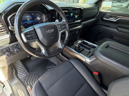 Used 2022 Chevrolet Silverado 1500 LT Trail Boss w/ Protection Package AWD/4WD image 10