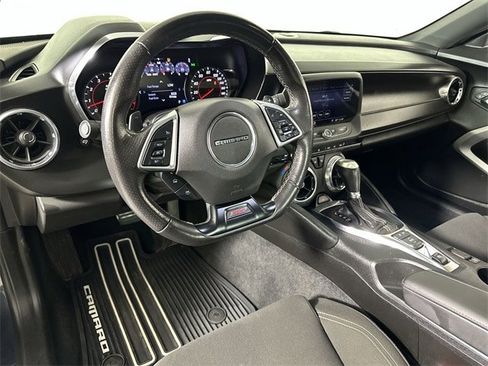Used 2019 Chevrolet Camaro SS image 10