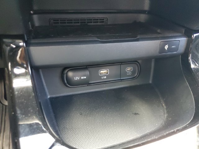 Certified 2025 Kia Seltos EX w/ EX Sunroof Package FWD image 34