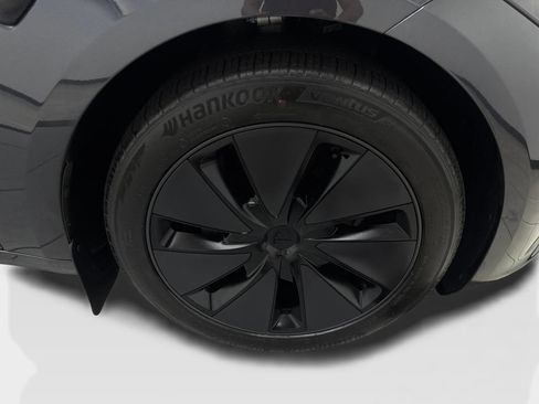 Used 2024 Tesla Model 3 Long Range RWD image 74
