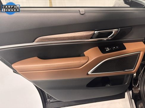 Used 2020 Kia Telluride SX w/ SX Prestige Package image 22