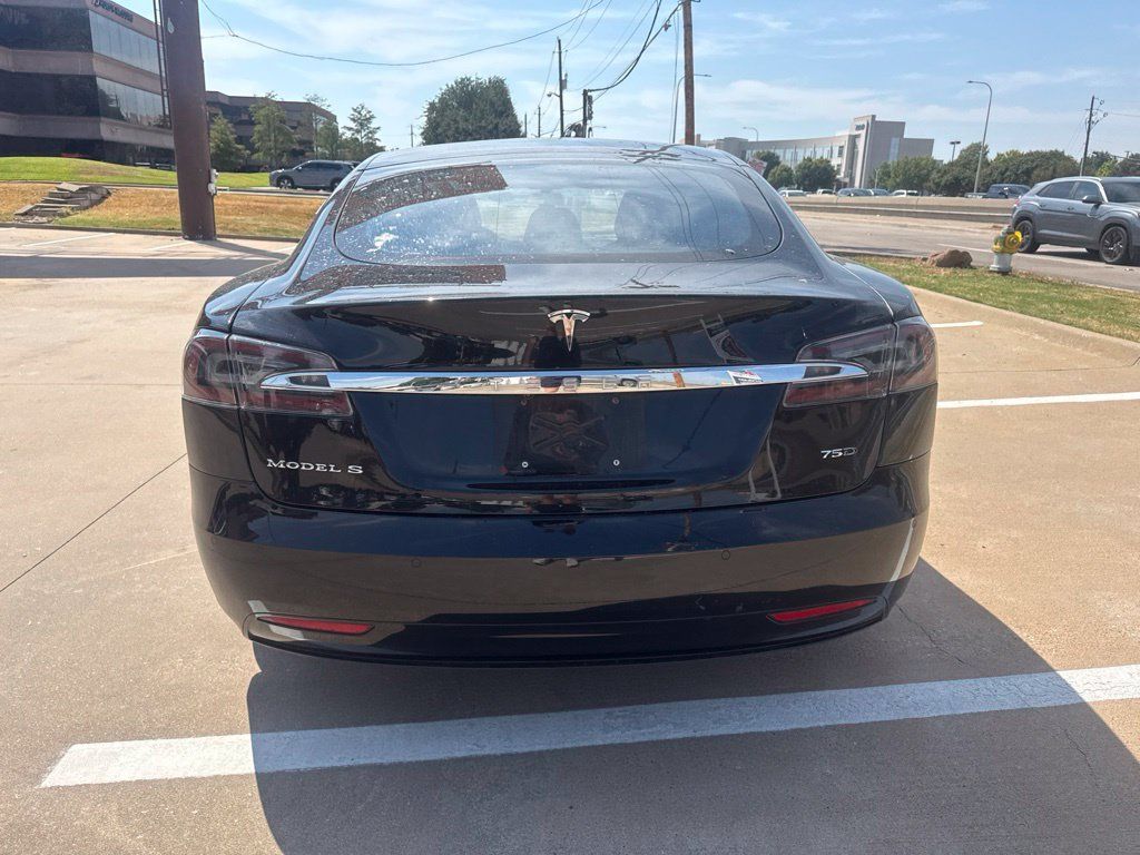 Used 2017 Tesla Model S 75D AWD/4WD image 10