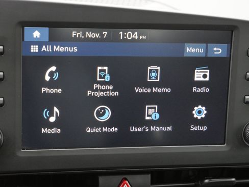 Certified 2025 Hyundai Elantra Sport image 30