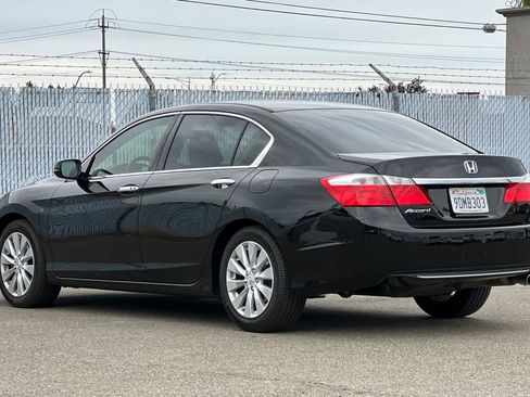Used 2015 Honda Accord EX image 5