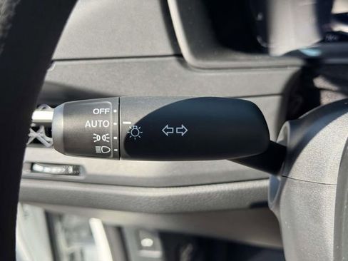 Certified 2023 Honda Accord EX image 22