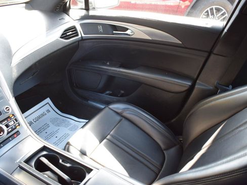 Used 2020 Lincoln MKZ AWD w/ Convenience Package image 19