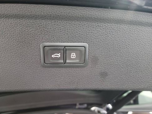 Used 2018 Audi Q5 2.0T Premium Plus w/ Premium Plus Package AWD/4WD image 15
