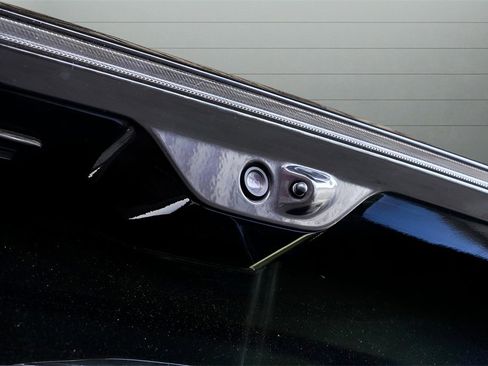 Used 2024 Jeep Grand Cherokee L Limited w/ Luxury Tech Group II image 19