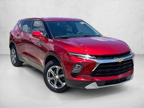 Used 2023 Chevrolet Blazer LT FWD image 12