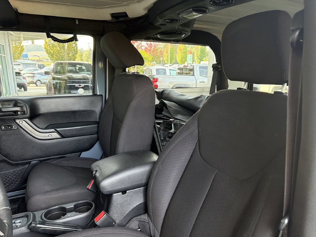 Used 2014 Jeep Wrangler Sport AWD/4WD image 17