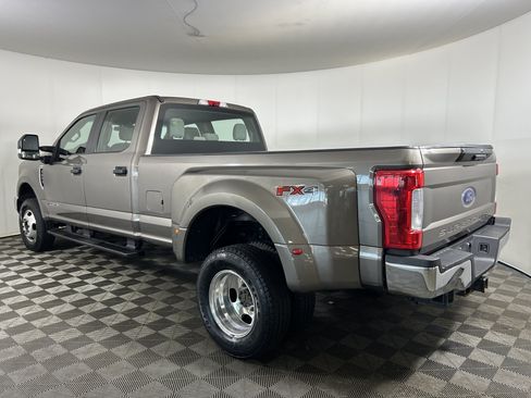 Used 2019 Ford F350 XL w/ STX Appearance Package AWD/4WD image 3