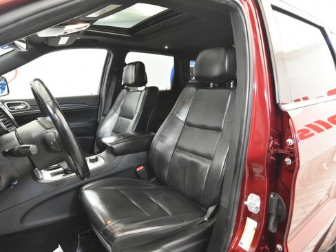 Used 2019 Jeep Grand Cherokee Limited image 11