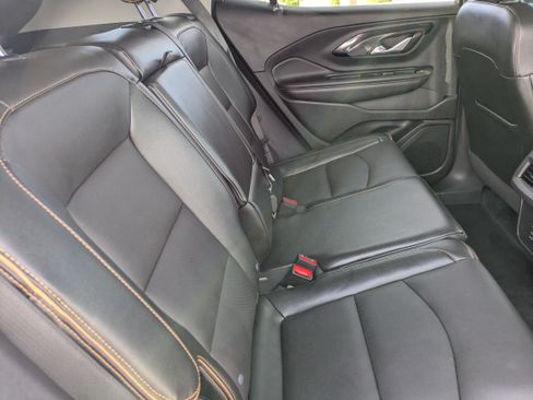 Used 2024 GMC Terrain AT4 w/ Tech Package AWD/4WD image 14