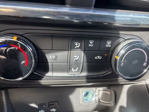 Used 2025 Buick Encore GX Preferred w/ Advanced Technology Package image 29