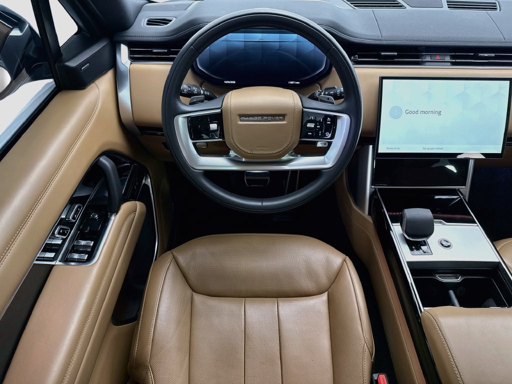 Certified 2025 Land Rover Range Rover Long Wheelbase SE AWD/4WD image 10