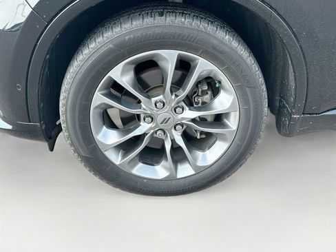 Used 2019 Dodge Durango R/T w/ Technology Group AWD/4WD image 36