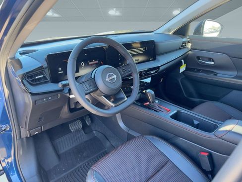 New 2026 Nissan Kicks SR w/ SR Premium Package AWD/4WD image 4