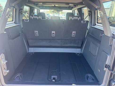 New 2025 Ford Bronco Badlands image 19