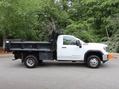 Used 2022 GMC Sierra 3500 Pro w/ Convenience Package AWD/4WD image 14