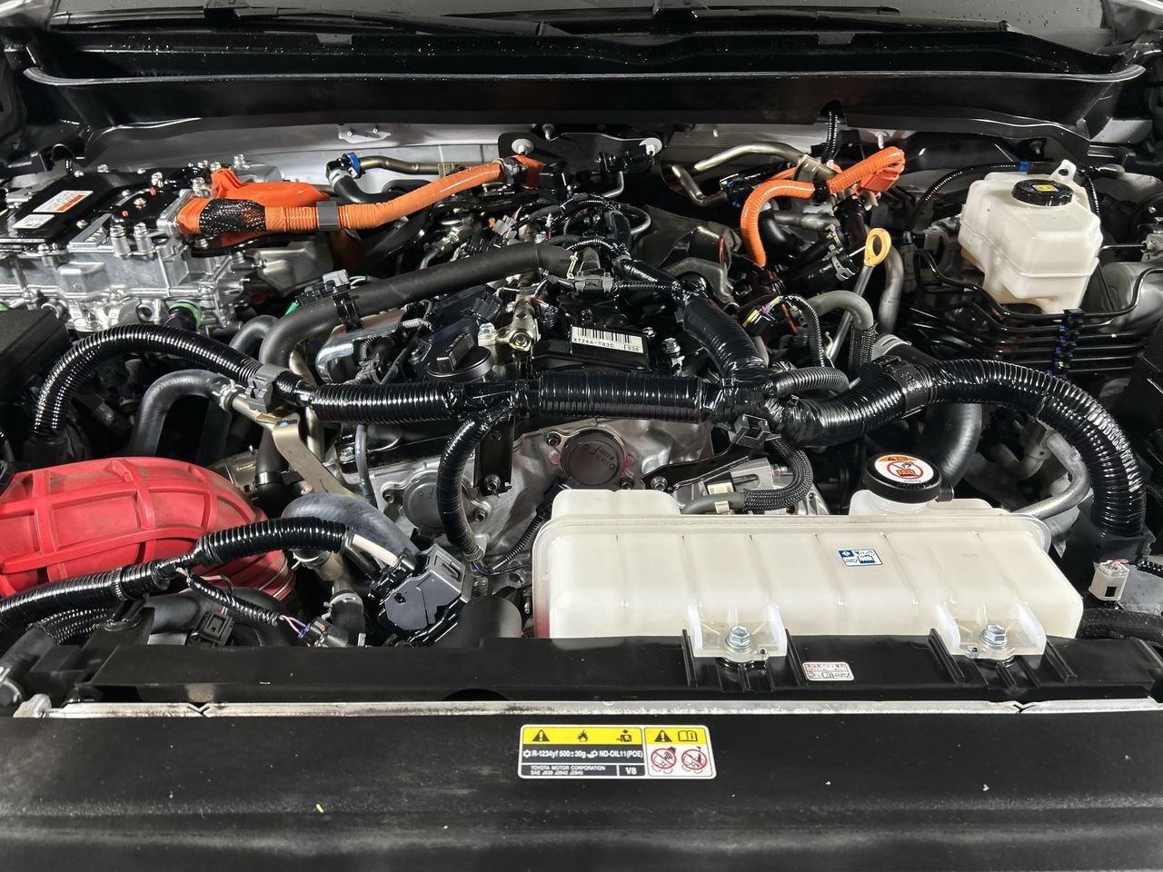 Used 2025 Toyota Tacoma TRD Pro AWD/4WD image 12