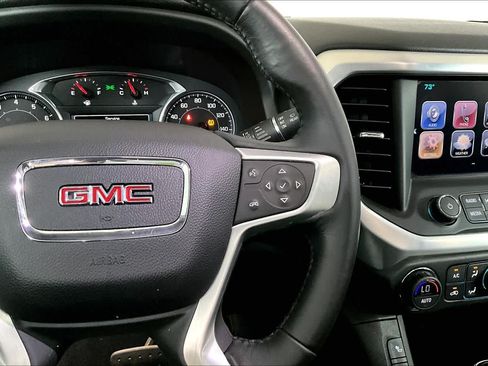Used 2017 GMC Acadia SLT AWD/4WD image 25