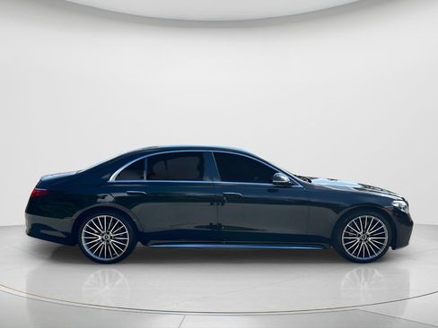 Used 2024 Mercedes-Benz S 580 4MATIC Sedan image 4