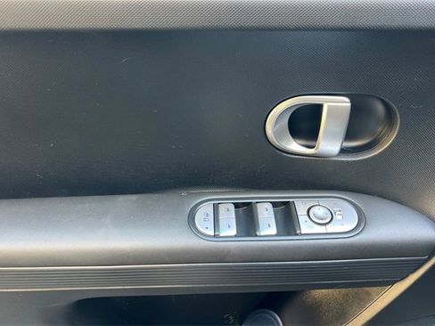 Certified 2024 Hyundai Ioniq 5 SE image 14