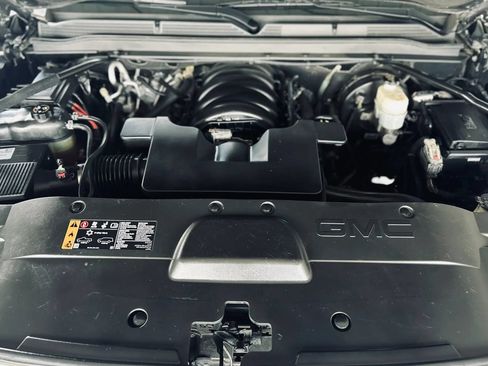 Used 2019 GMC Yukon XL SLE AWD/4WD image 20